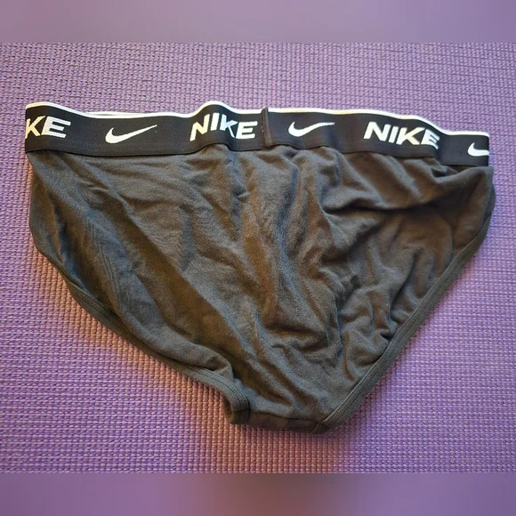 NWT Nike Black Dri-FIT Briefs Size Medium - Picture 4 of 5